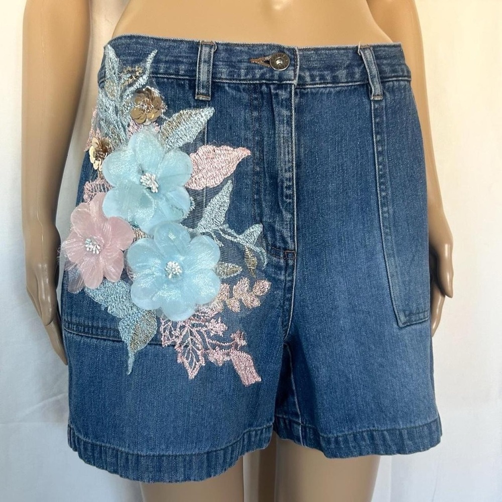 Vintage Y2k floral  appliqué shorts size 28 waist